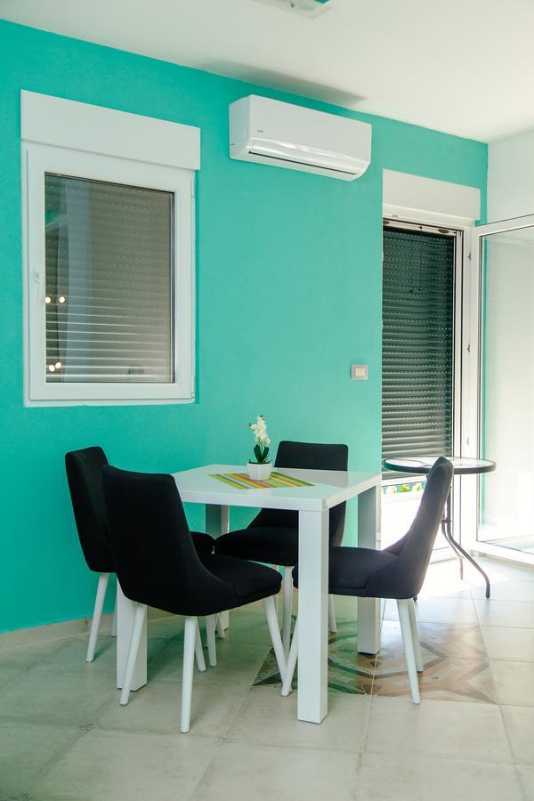 Apartmani Mozaici Рисан Екстериор снимка
