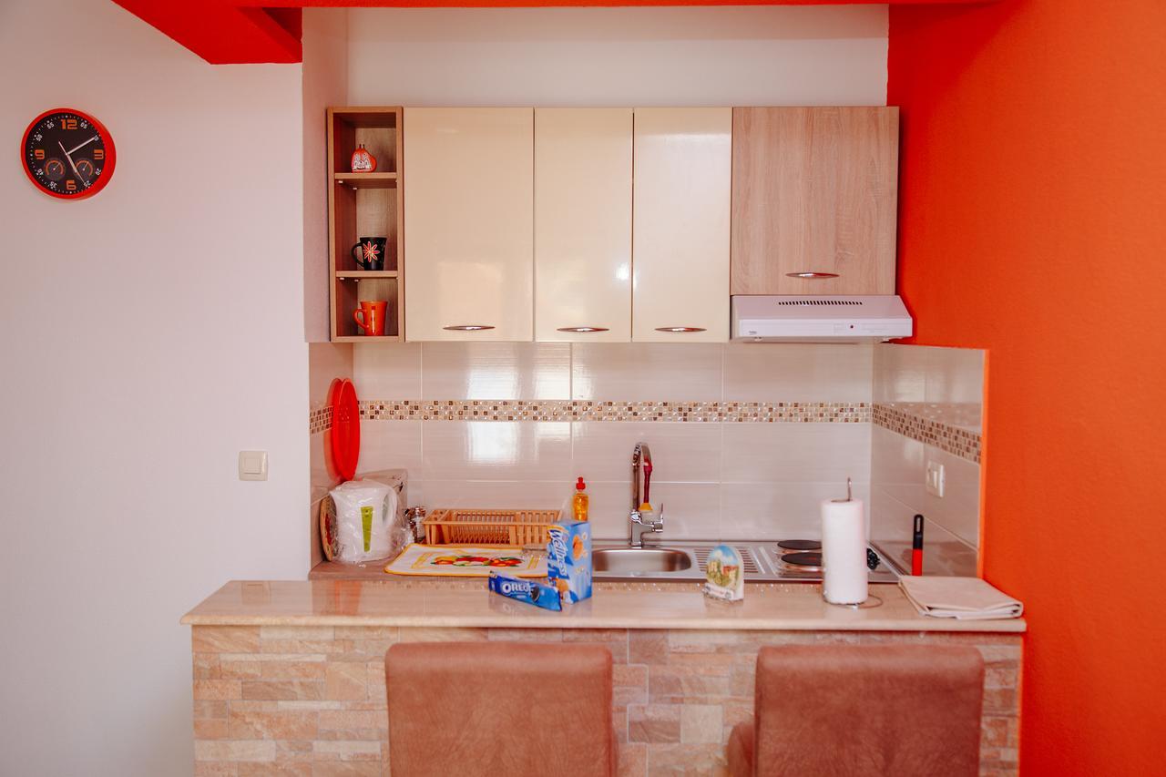 Apartmani Mozaici Рисан Екстериор снимка