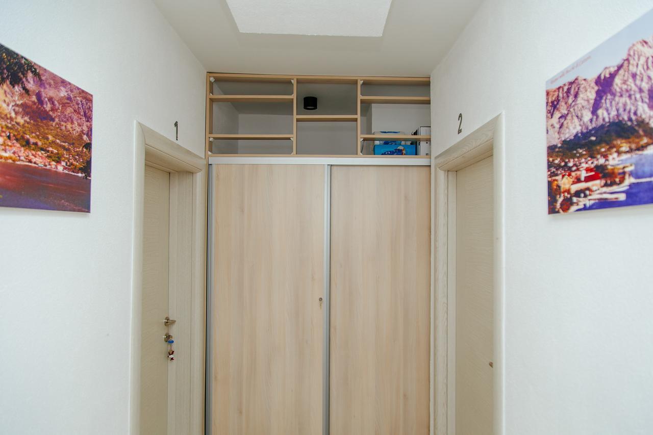 Apartmani Mozaici Рисан Екстериор снимка