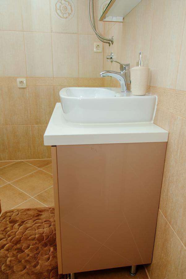 Apartmani Mozaici Рисан Екстериор снимка