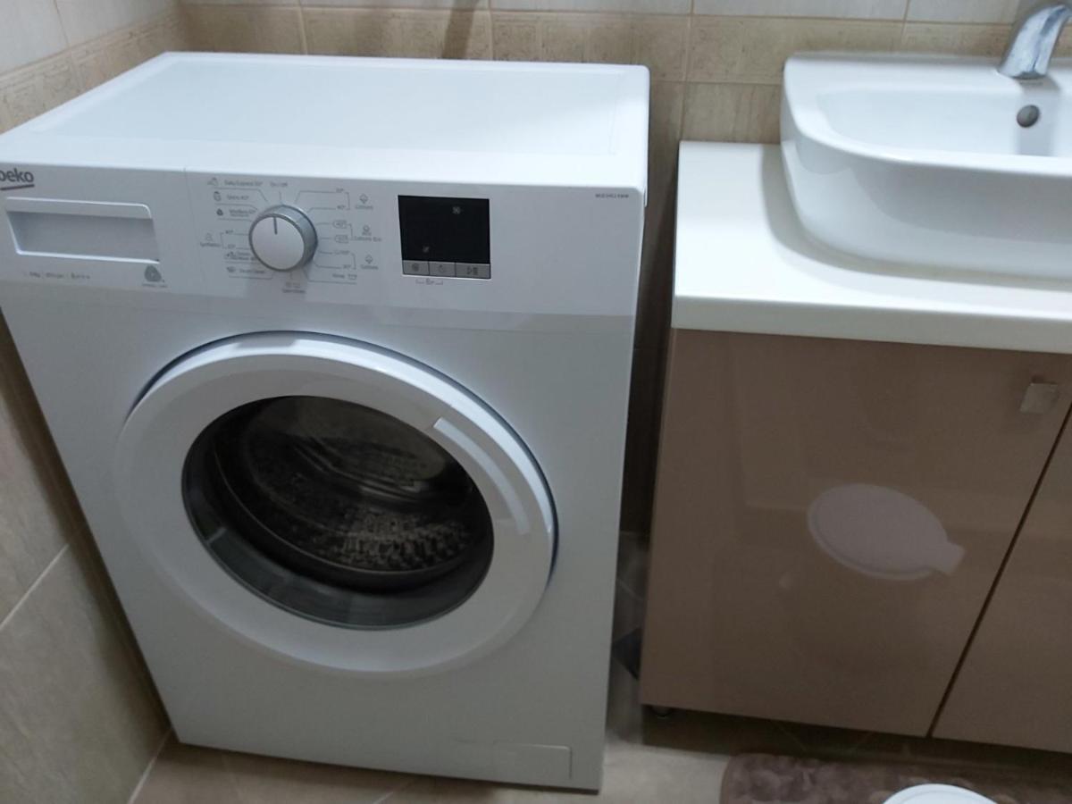 Apartmani Mozaici Рисан Екстериор снимка